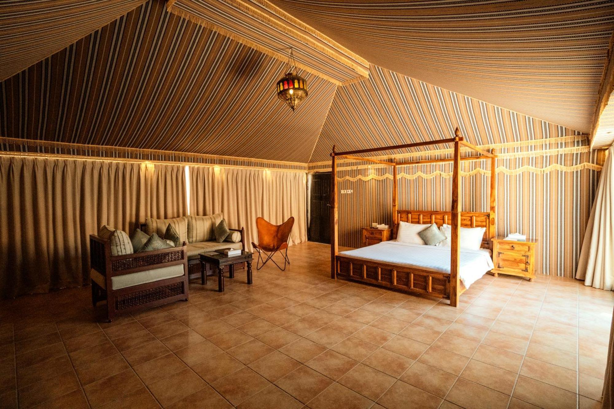 Отель Thousand Nights Camp Shahiq Экстерьер фото